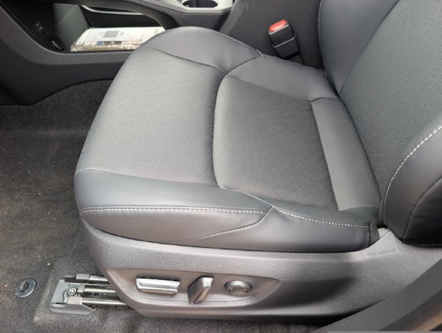 New 2026 Subaru Solterra AWD/4WD image 12