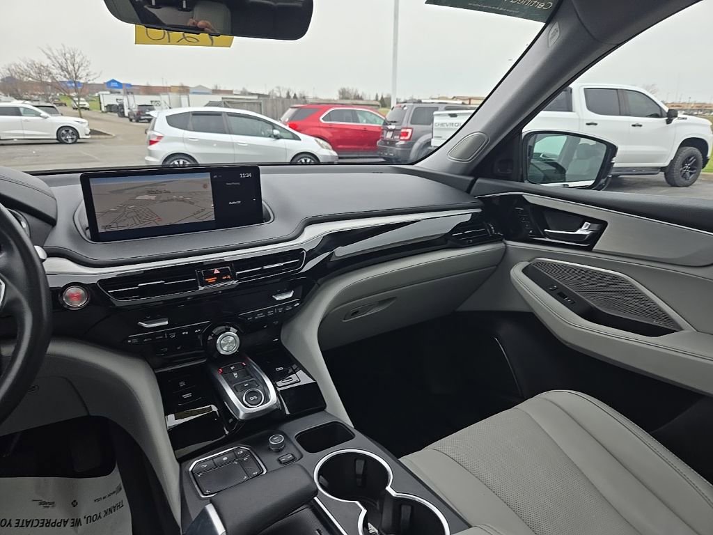 Certified 2024 Acura MDX SH-AWD w/ Technology Package image 28