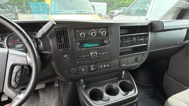 Used 2023 Chevrolet Express 3500 w/ Power Convenience Package RWD image 28