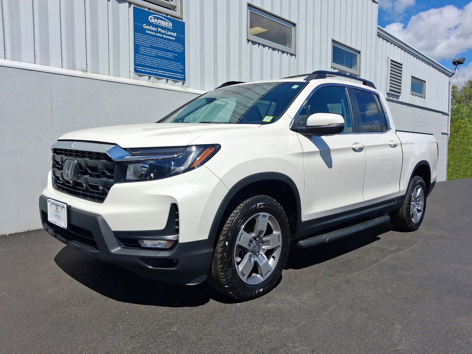 Used 2025 Honda Ridgeline RTL image 1
