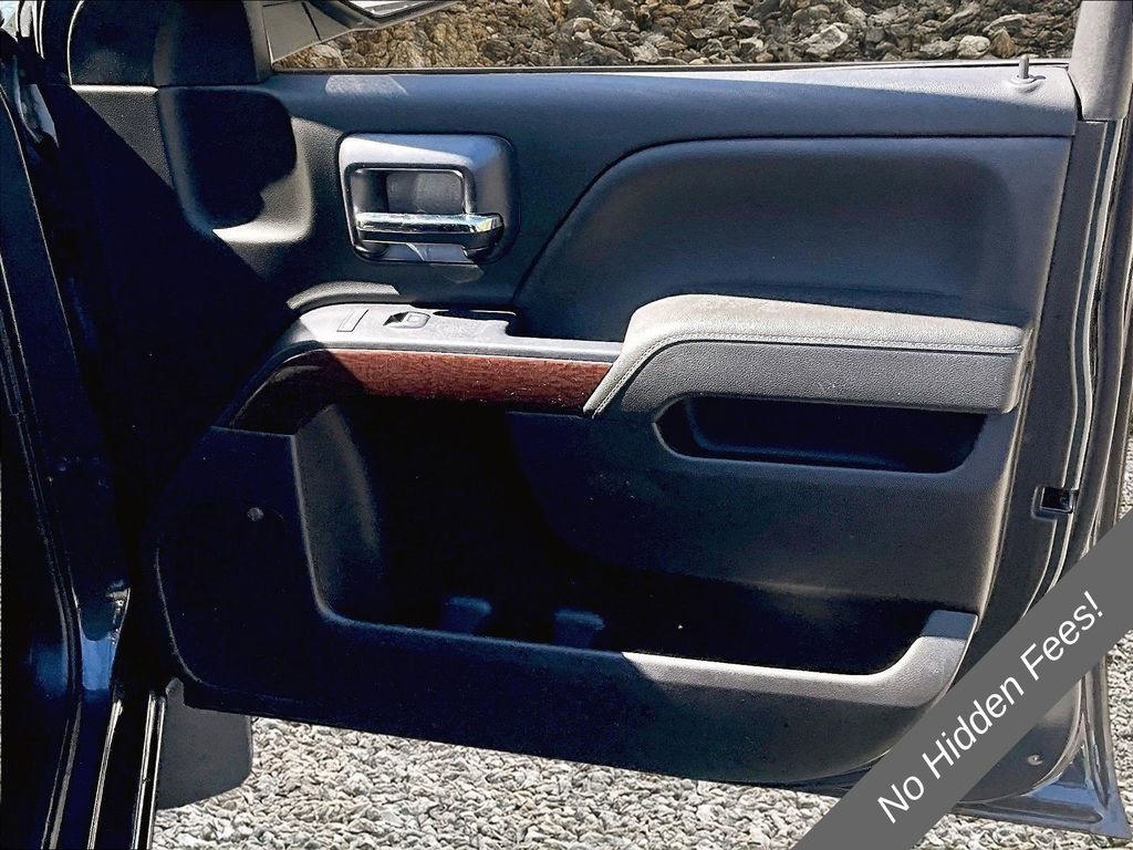 Used 2019 GMC Sierra 1500 SLE w/ SLE Value Package AWD/4WD image 23