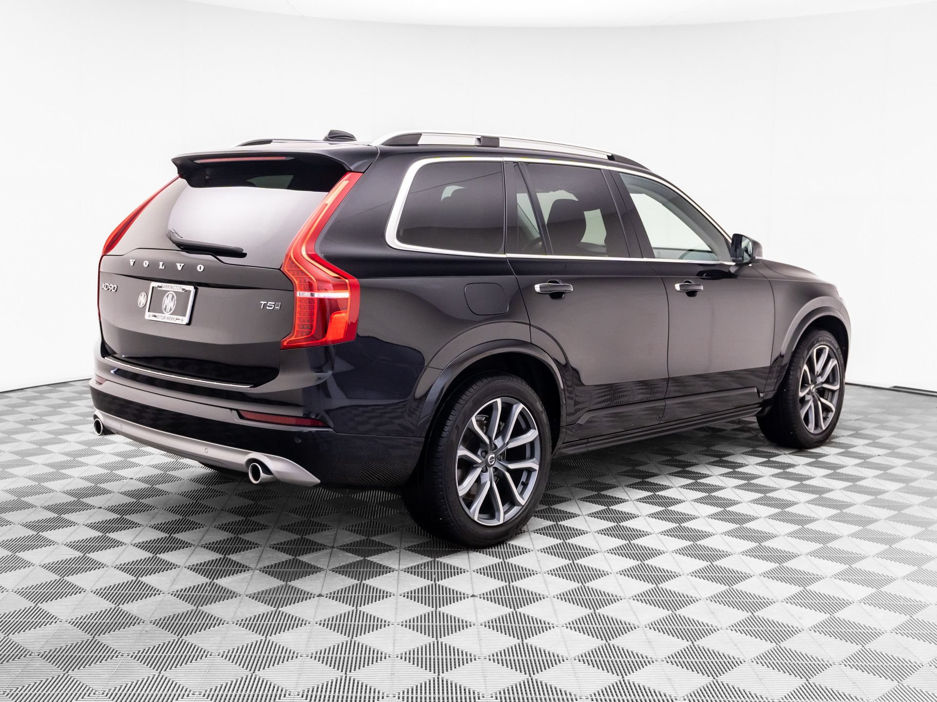 Used 2019 Volvo XC90 T5 Momentum w/ Multimedia Package AWD/4WD image 6