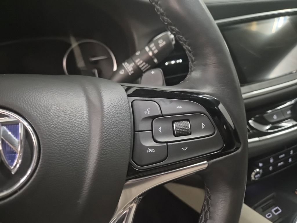 Used 2024 Buick Enclave Avenir w/ Avenir Technology Package image 19