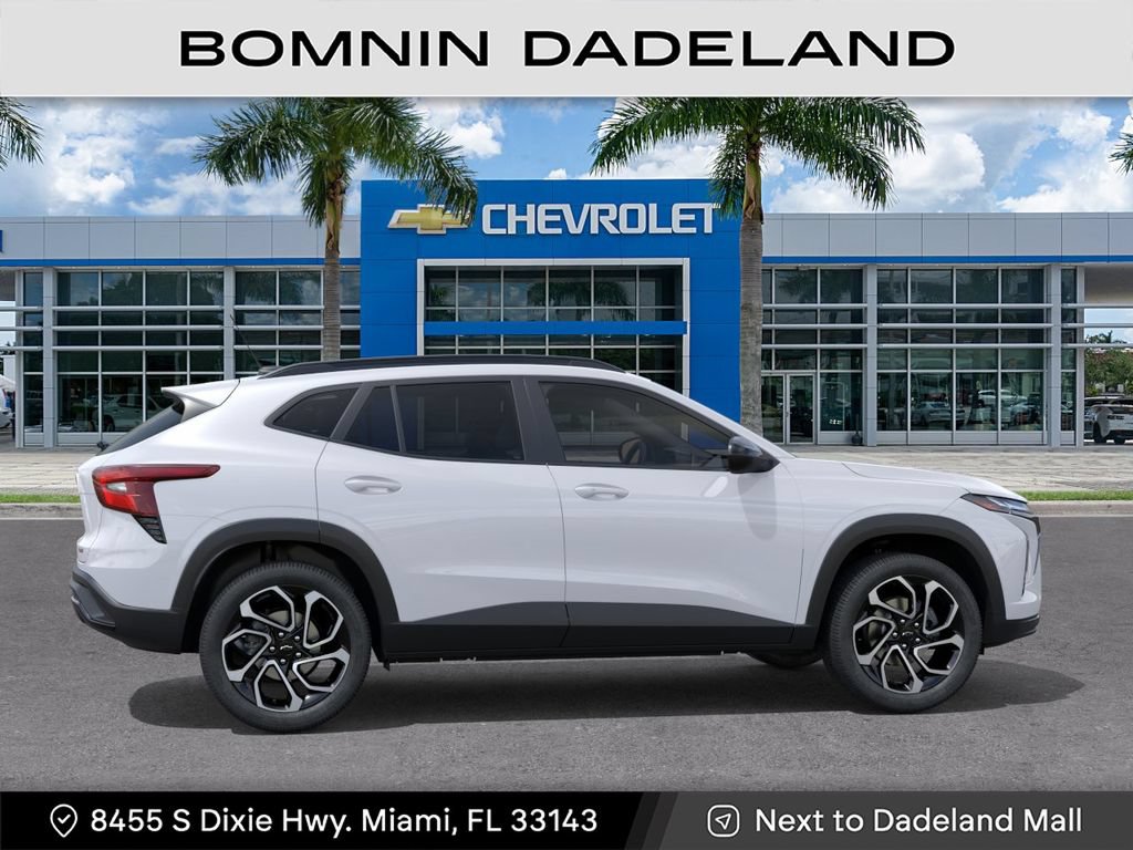 New 2026 Chevrolet Trax RS w/ Sunroof Package FWD image 7