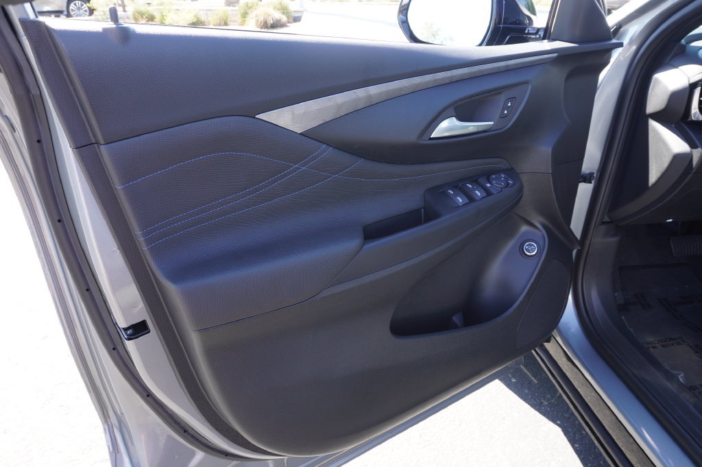 Used 2026 Buick Envista Sport Touring w/ Convenience I Package FWD image 14