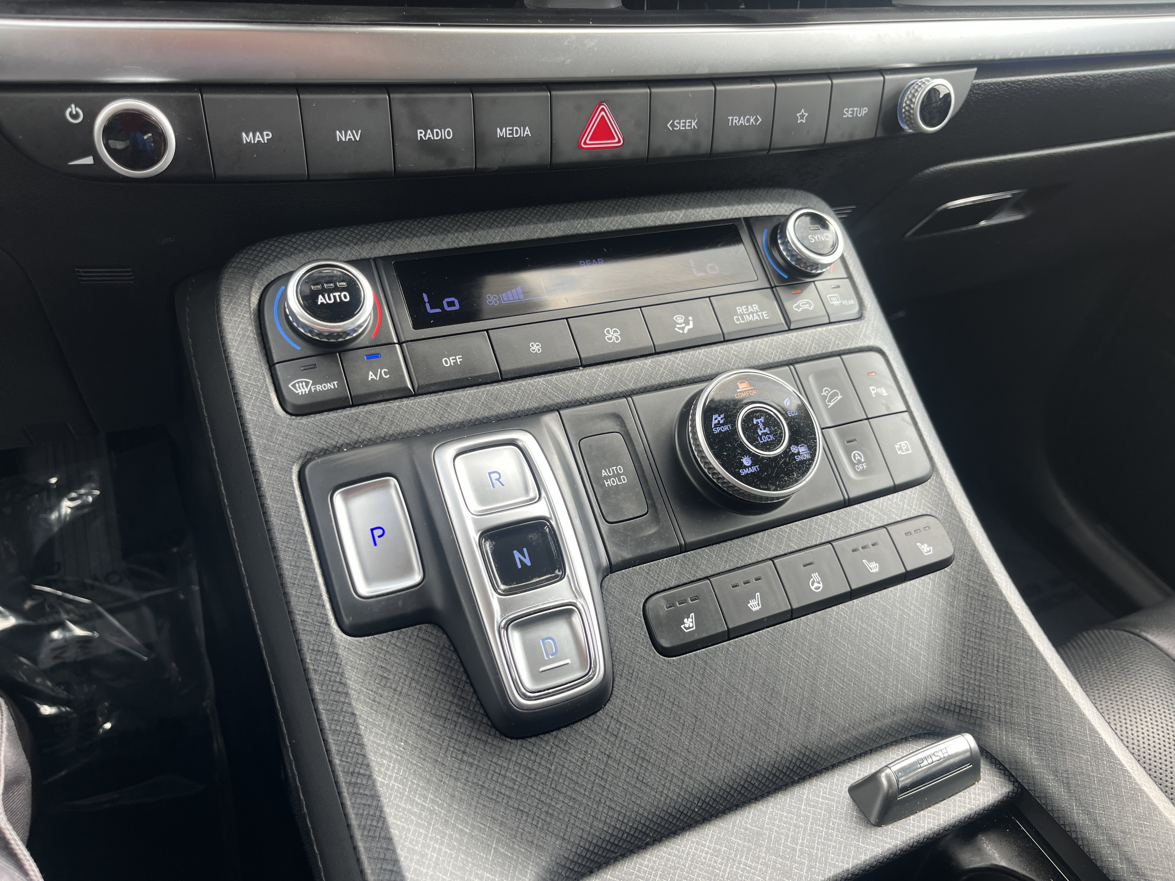 Used 2025 Hyundai Palisade Limited image 26