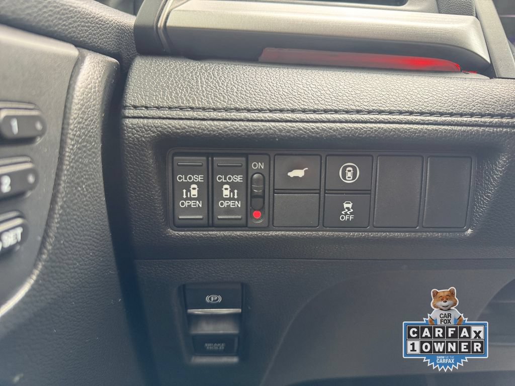 Certified 2024 Honda Odyssey Sport image 24