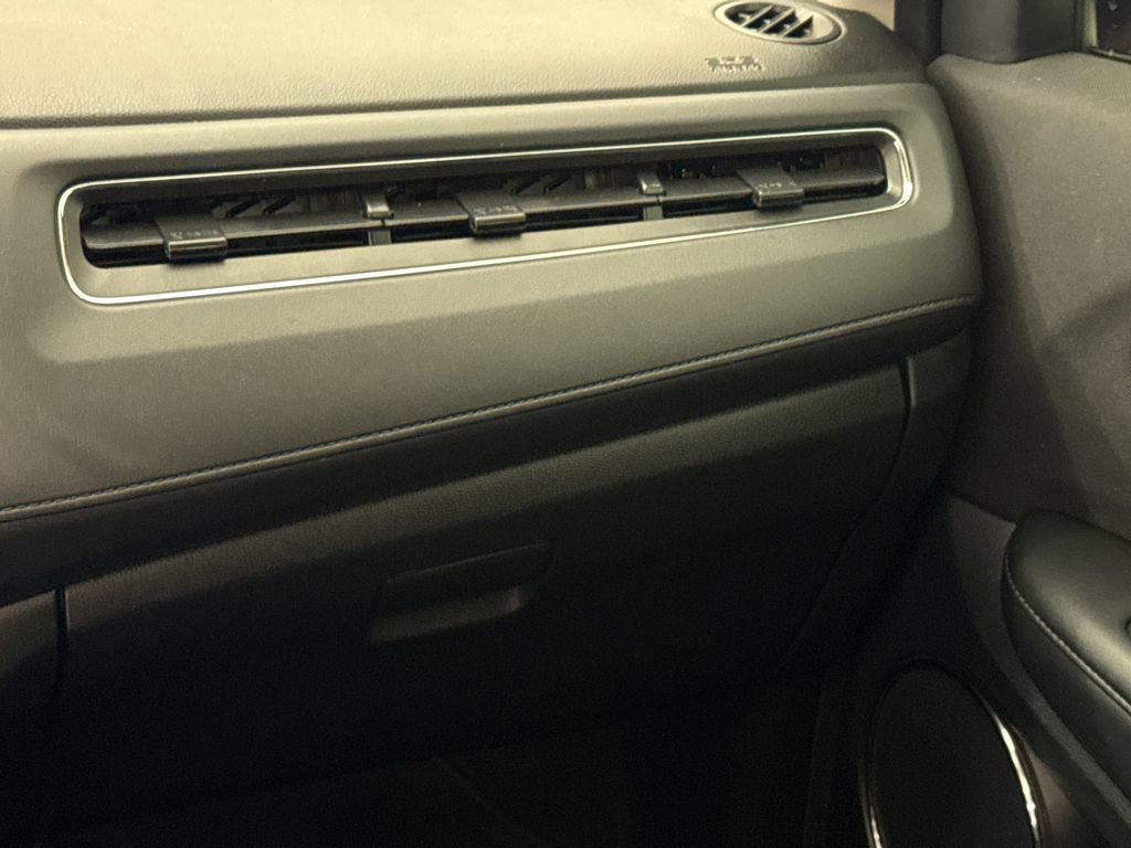 Used 2018 Honda HR-V EX image 18