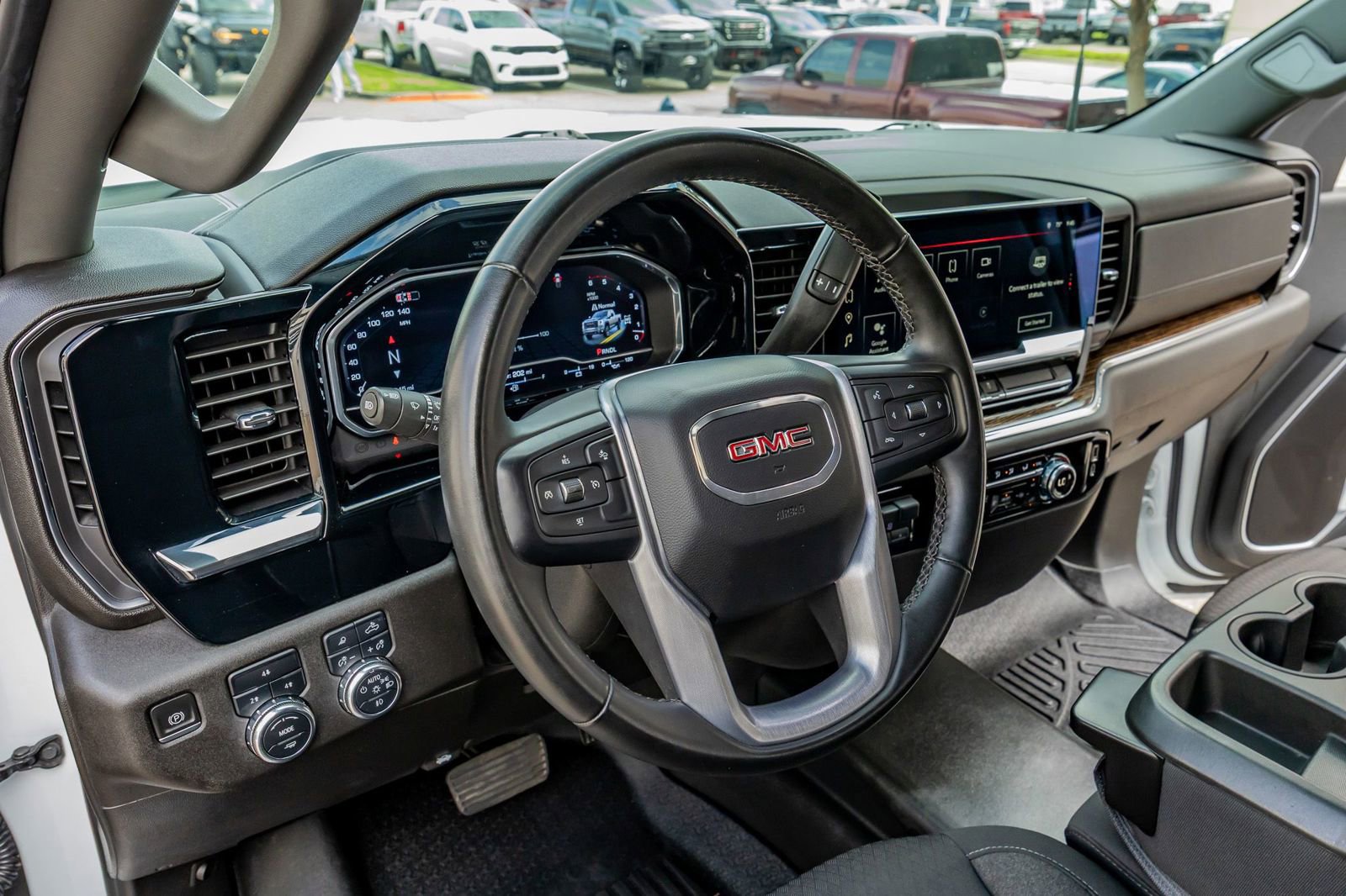 Used 2024 GMC Sierra 3500 SLE AWD/4WD image 17