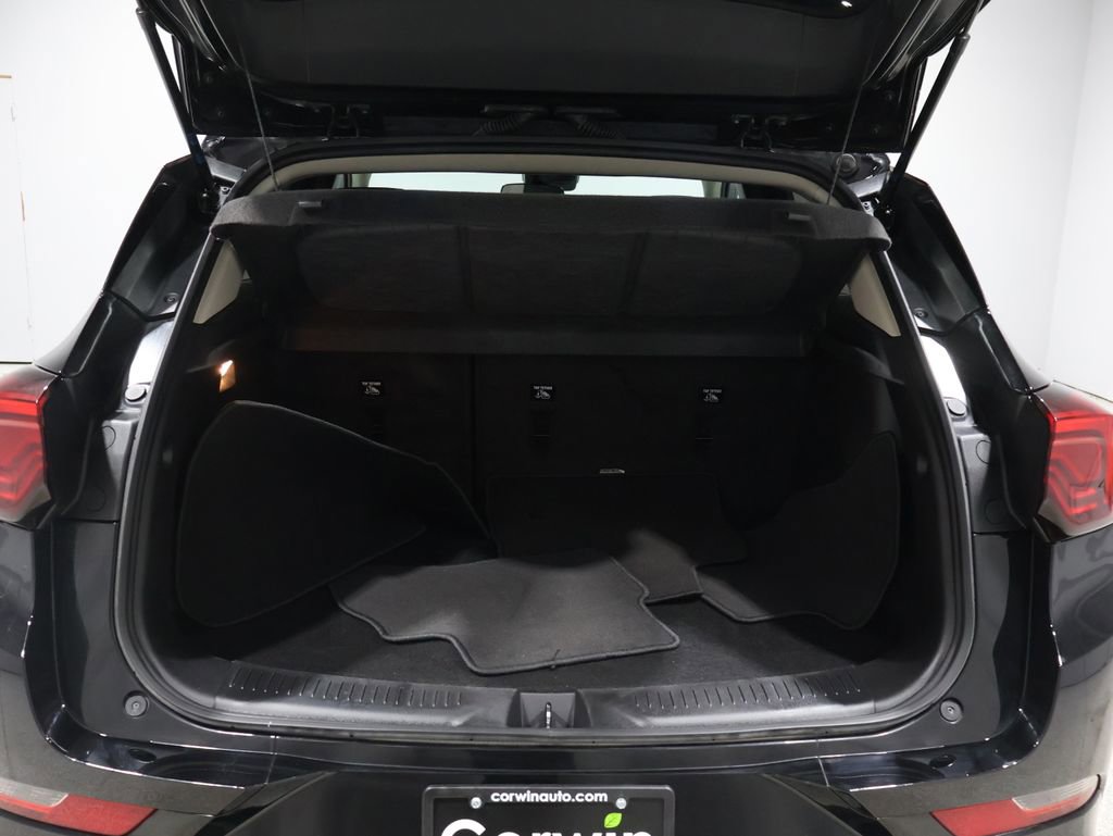 Used 2024 Buick Encore GX Sport Touring image 4