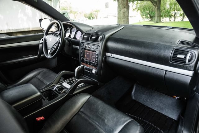 Used 2008 Porsche Cayenne AWD/4WD image 21
