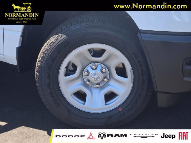 New 2026 RAM 1500 Tradesman AWD/4WD image 3