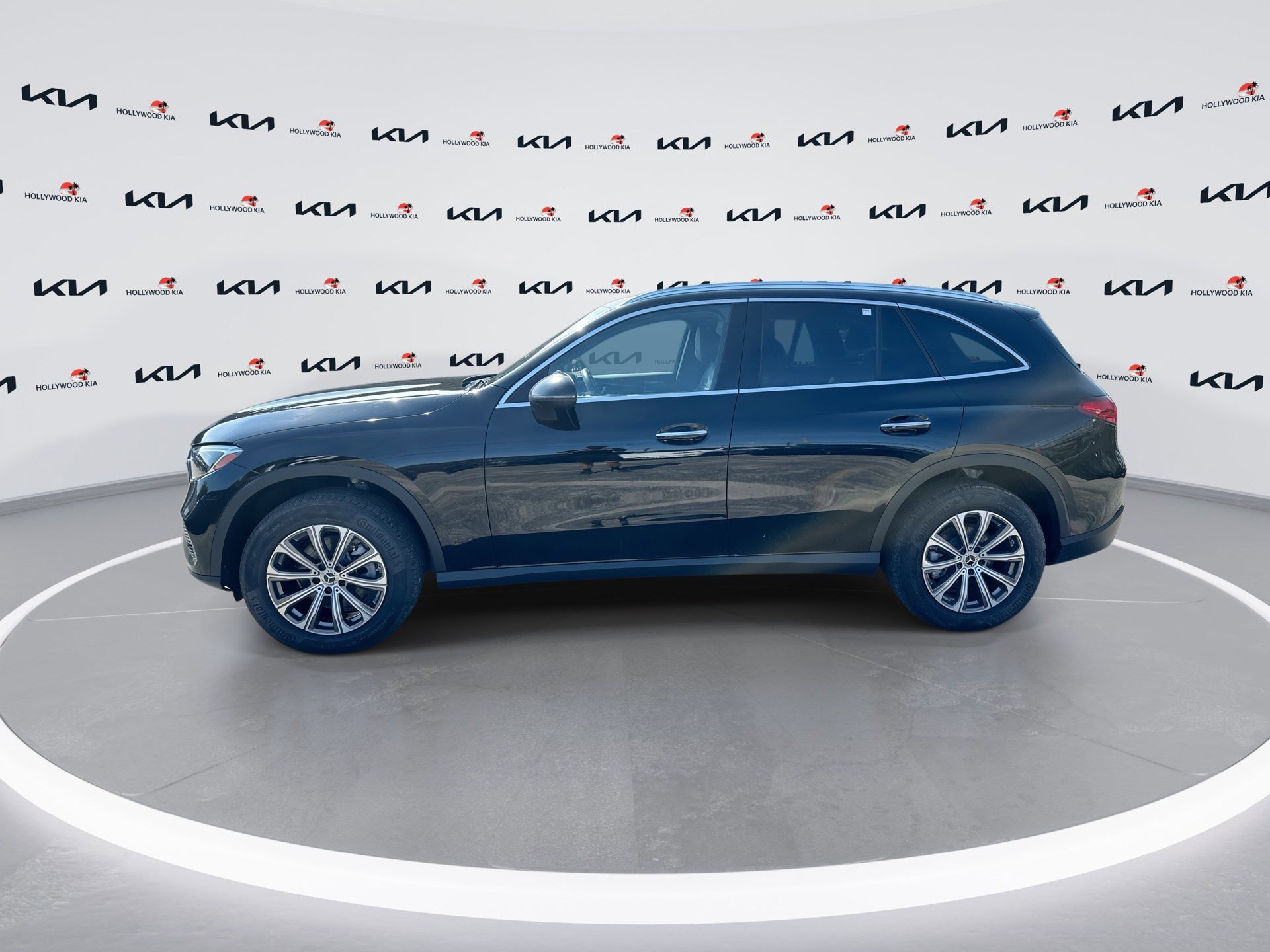 Used 2024 Mercedes-Benz GLC 300 image 5