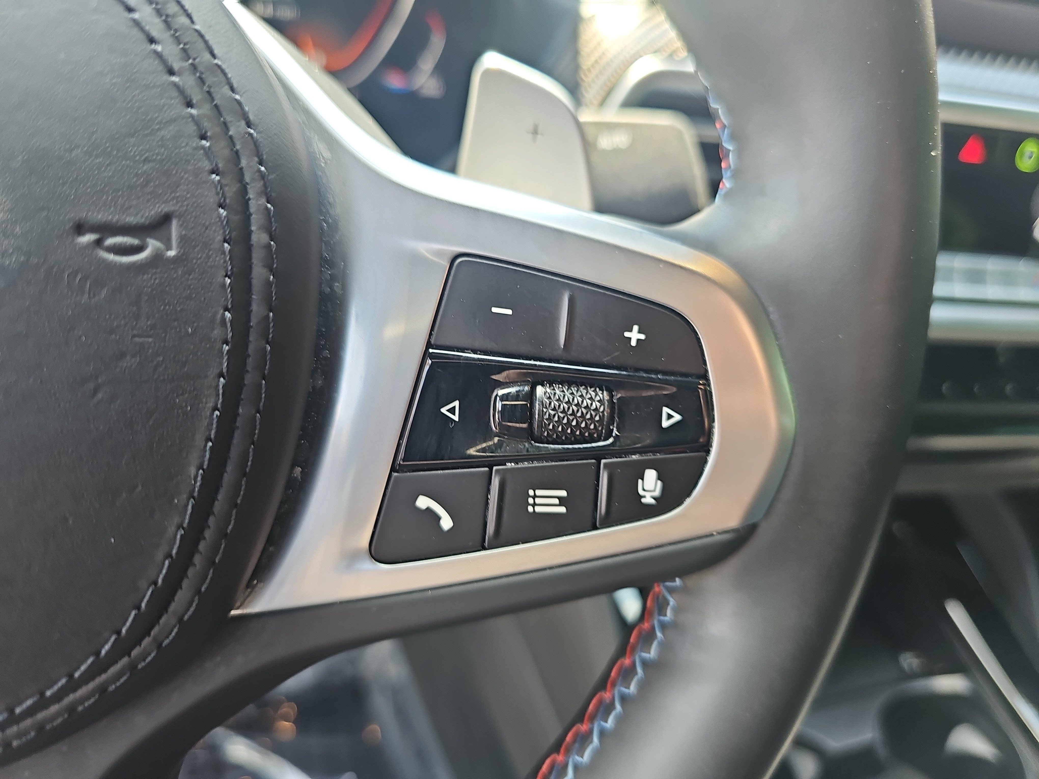 Used 2024 BMW X4 M40i w/ Premium Package AWD/4WD image 20