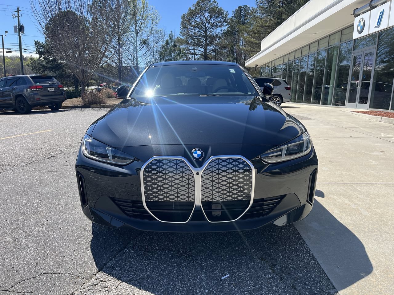 Used 2026 BMW i4 eDrive40 w/ Premium Package RWD image 3