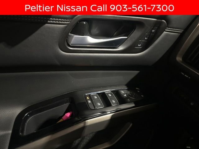 Certified 2024 Nissan Pathfinder Platinum FWD image 25