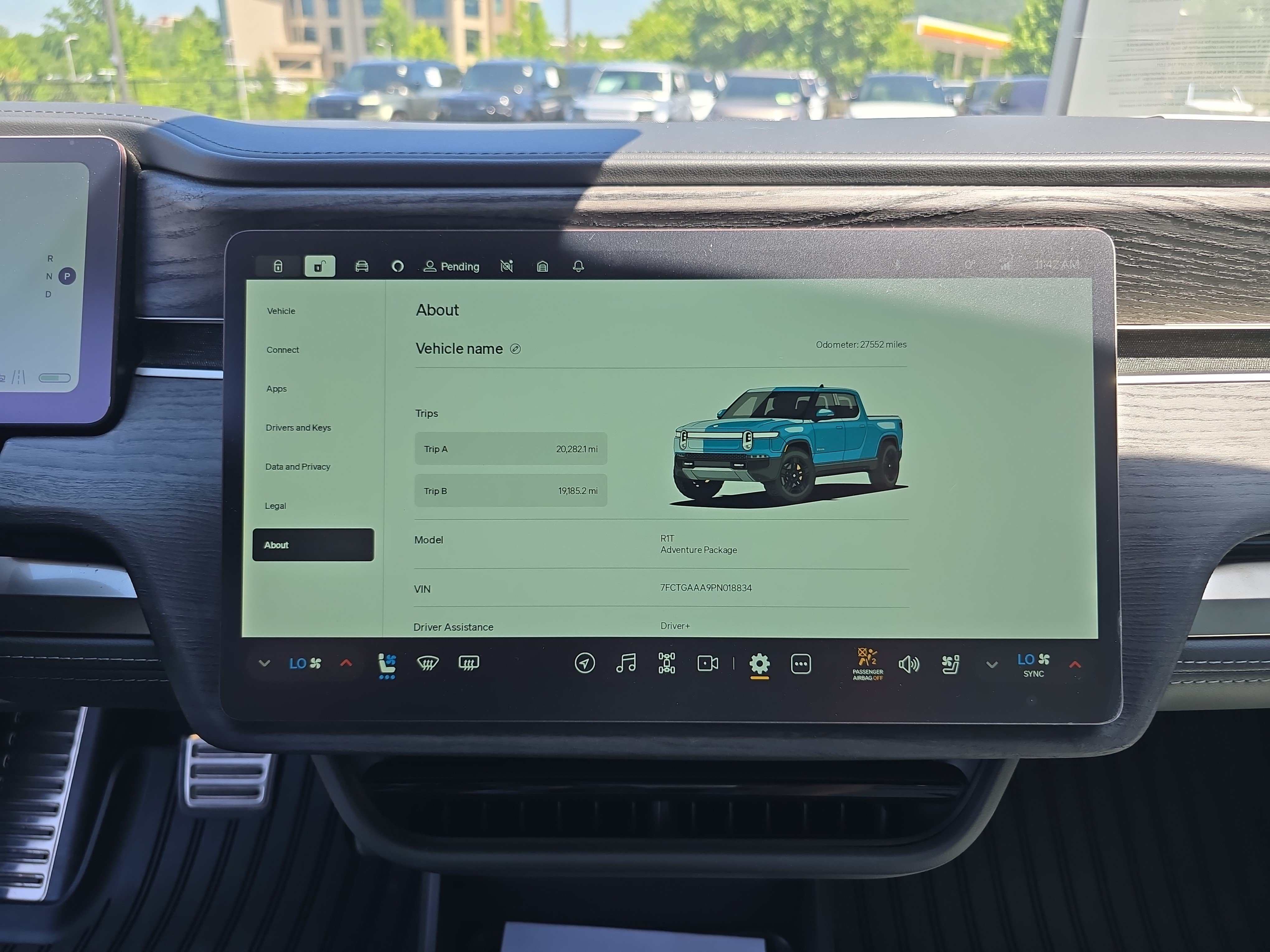 Used 2023 Rivian R1T Adventure AWD/4WD image 26