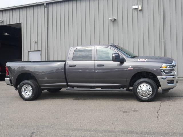 Used 2026 RAM 3500 Tradesman AWD/4WD image 7