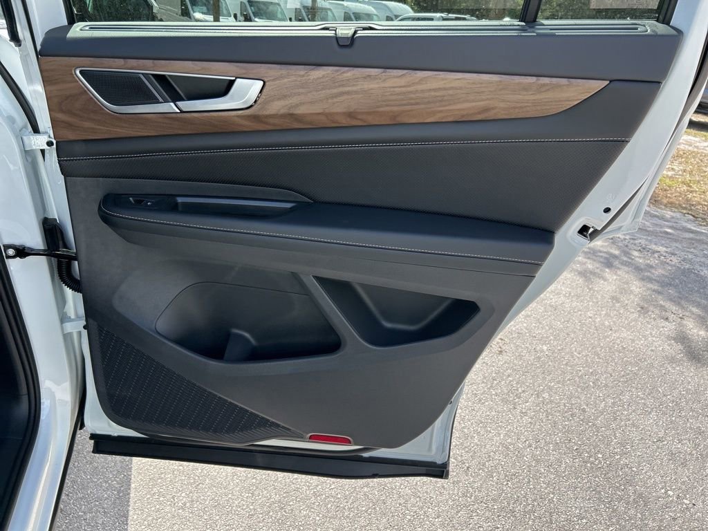 New 2026 Volkswagen Atlas SE image 47