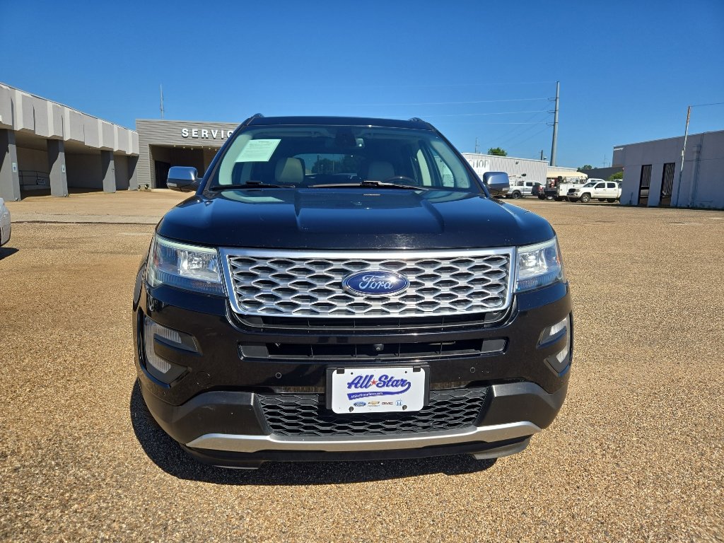 Used 2017 Ford Explorer Platinum AWD/4WD image 8