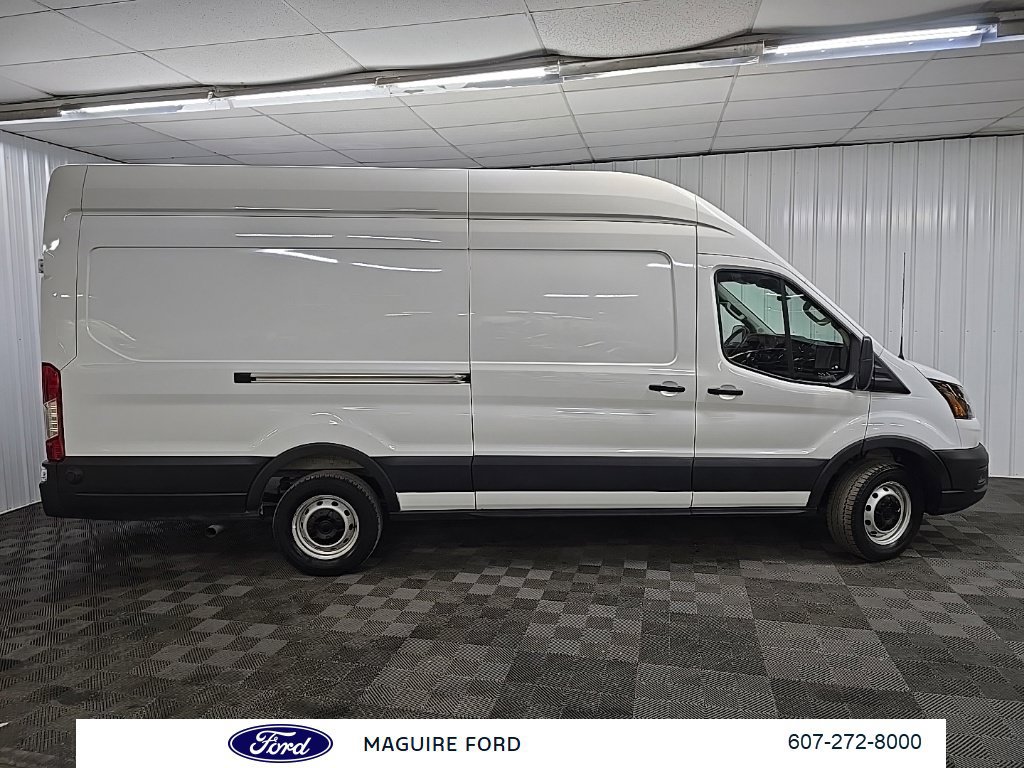 Used 2025 Ford Transit 250 148 High Roof Extended w/ Load Area Protection Package RWD image 2