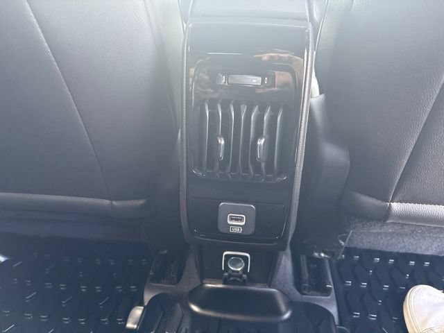 Used 2025 Jeep Compass Latitude AWD/4WD image 25