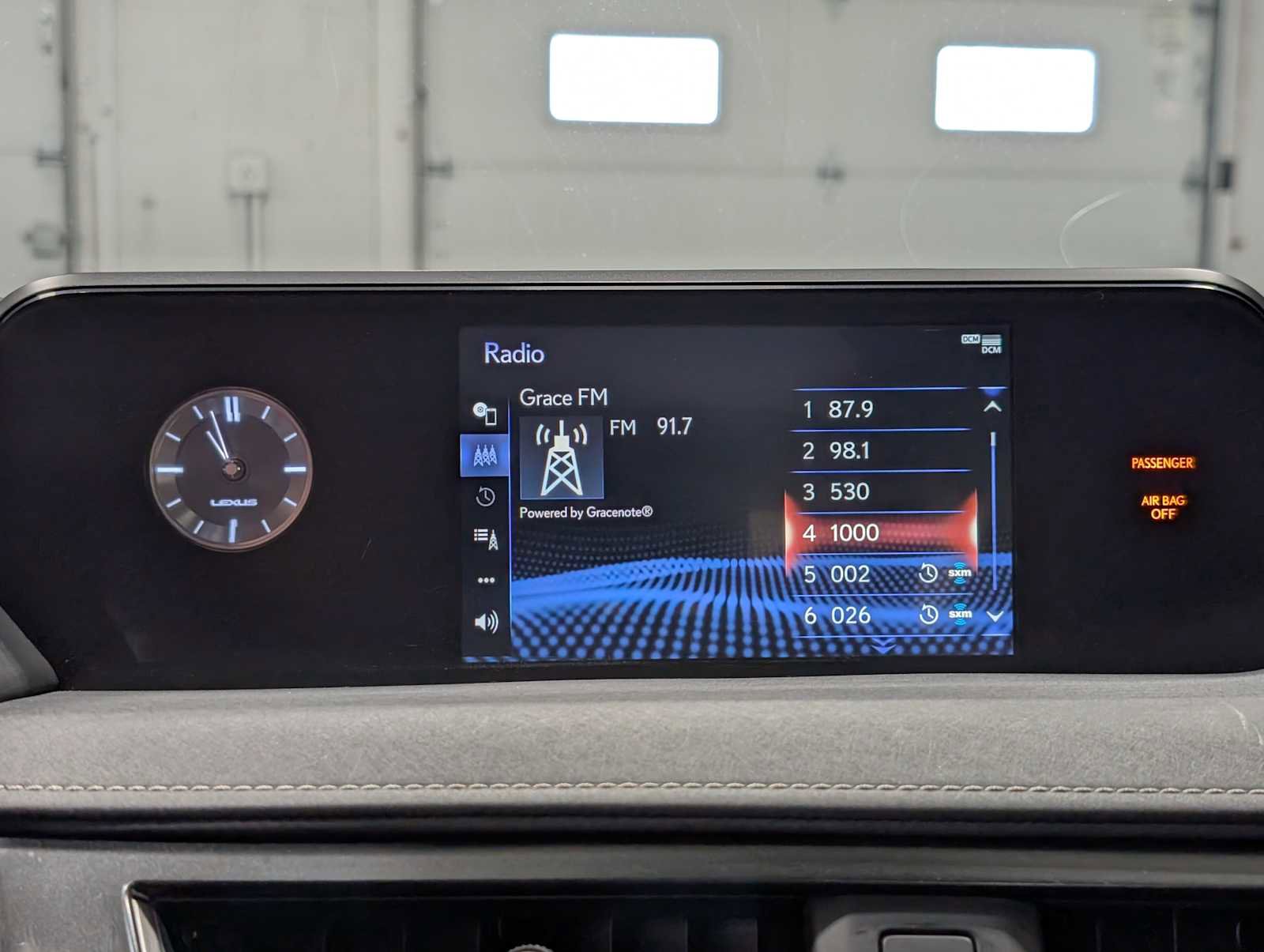 Used 2020 Lexus UX 250h w/ Premium Package image 25