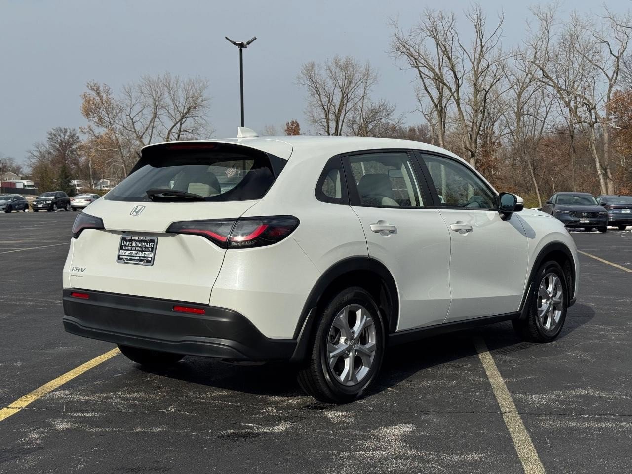 Used 2023 Honda HR-V LX image 3