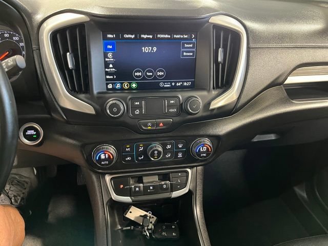 Used 2024 GMC Terrain SLT FWD image 29