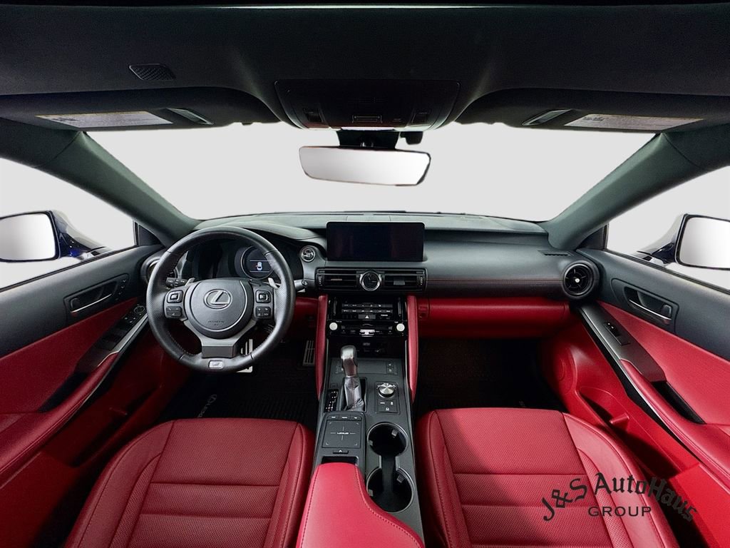 Used 2025 Lexus IS 500 RWD image 29
