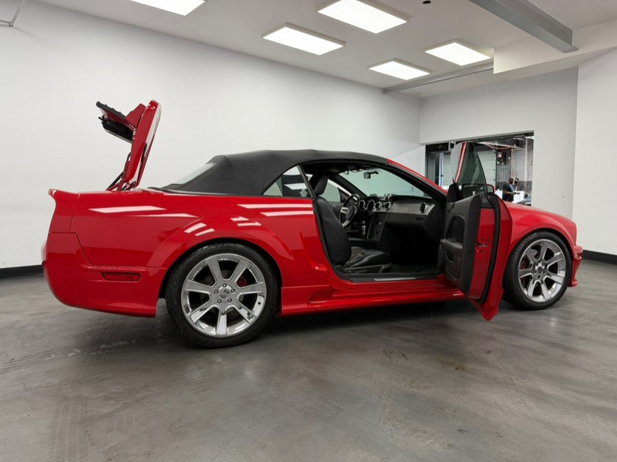 Used 2005 Ford Mustang GT Premium RWD image 45