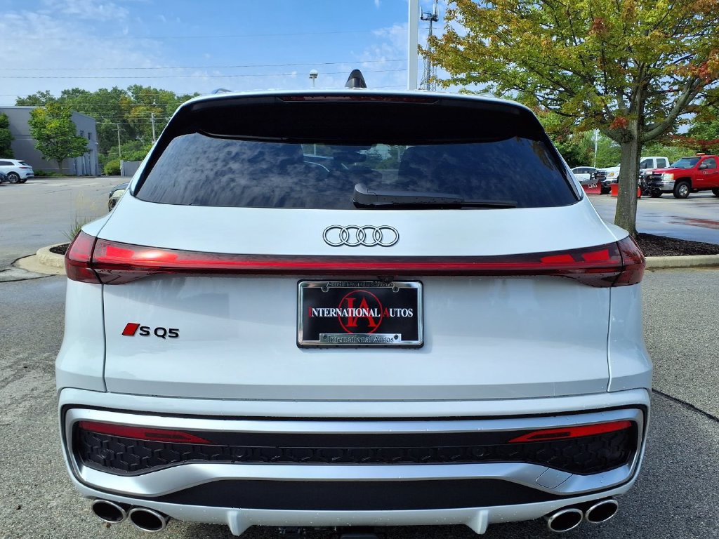 New 2026 Audi SQ5 Prestige AWD/4WD image 7