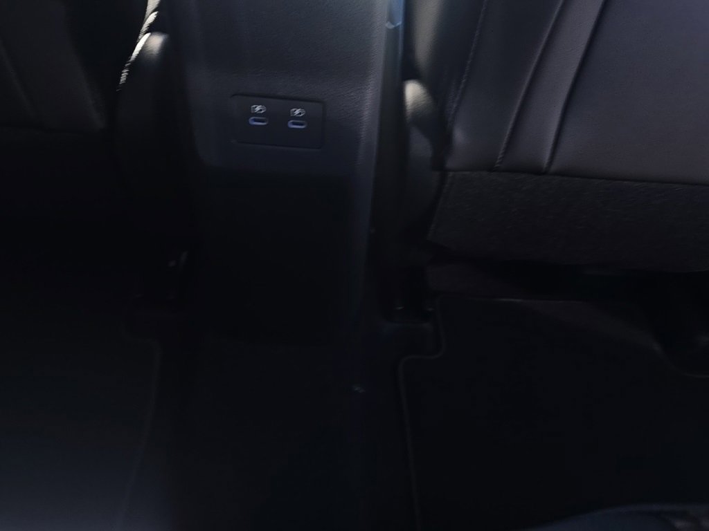 New 2026 Nissan Kicks SR image 29