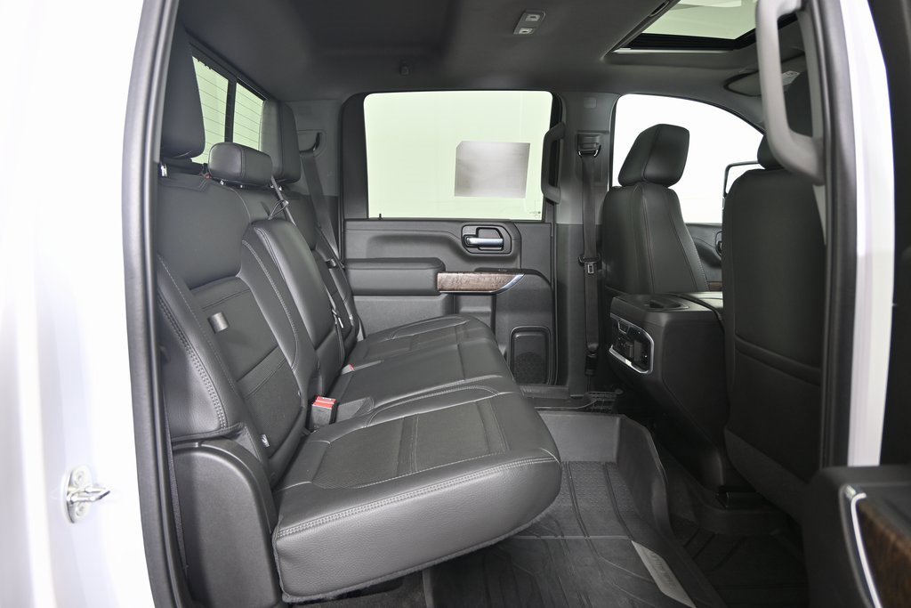Used 2023 GMC Sierra 3500 Denali w/ Denali Ultimate Package image 16