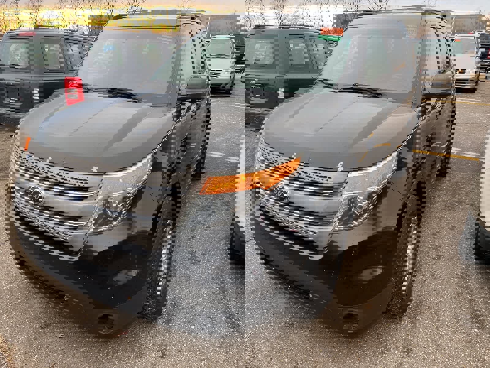 Used 2013 Ford Explorer 4WD w/ Class III Trailer Tow Pkg image 3