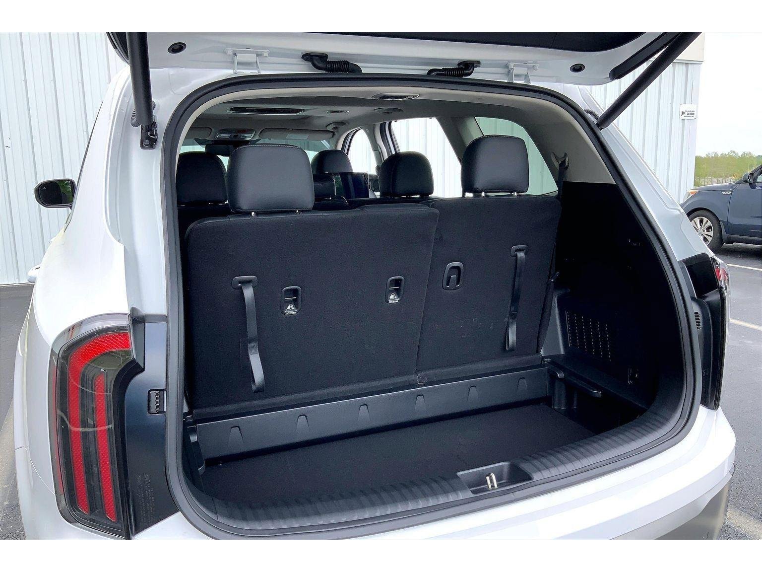 Used 2025 Kia Telluride EX image 27