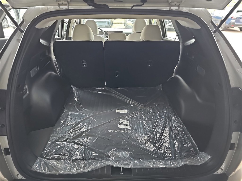 New 2026 Hyundai Tucson SE image 12