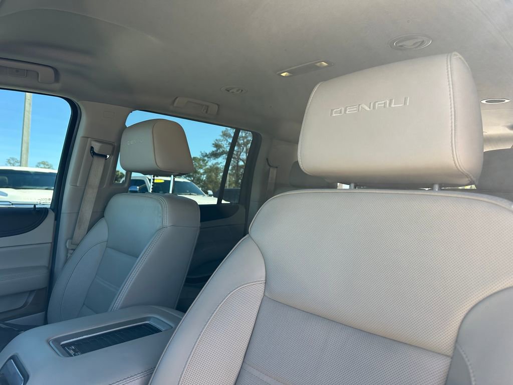 Used 2020 GMC Yukon XL Denali image 28