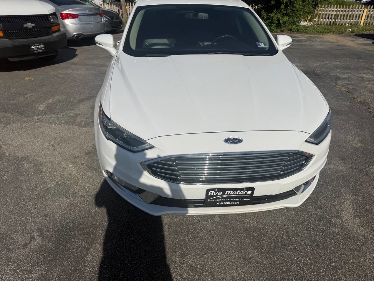 Used 2017 Ford Fusion SE FWD image 6