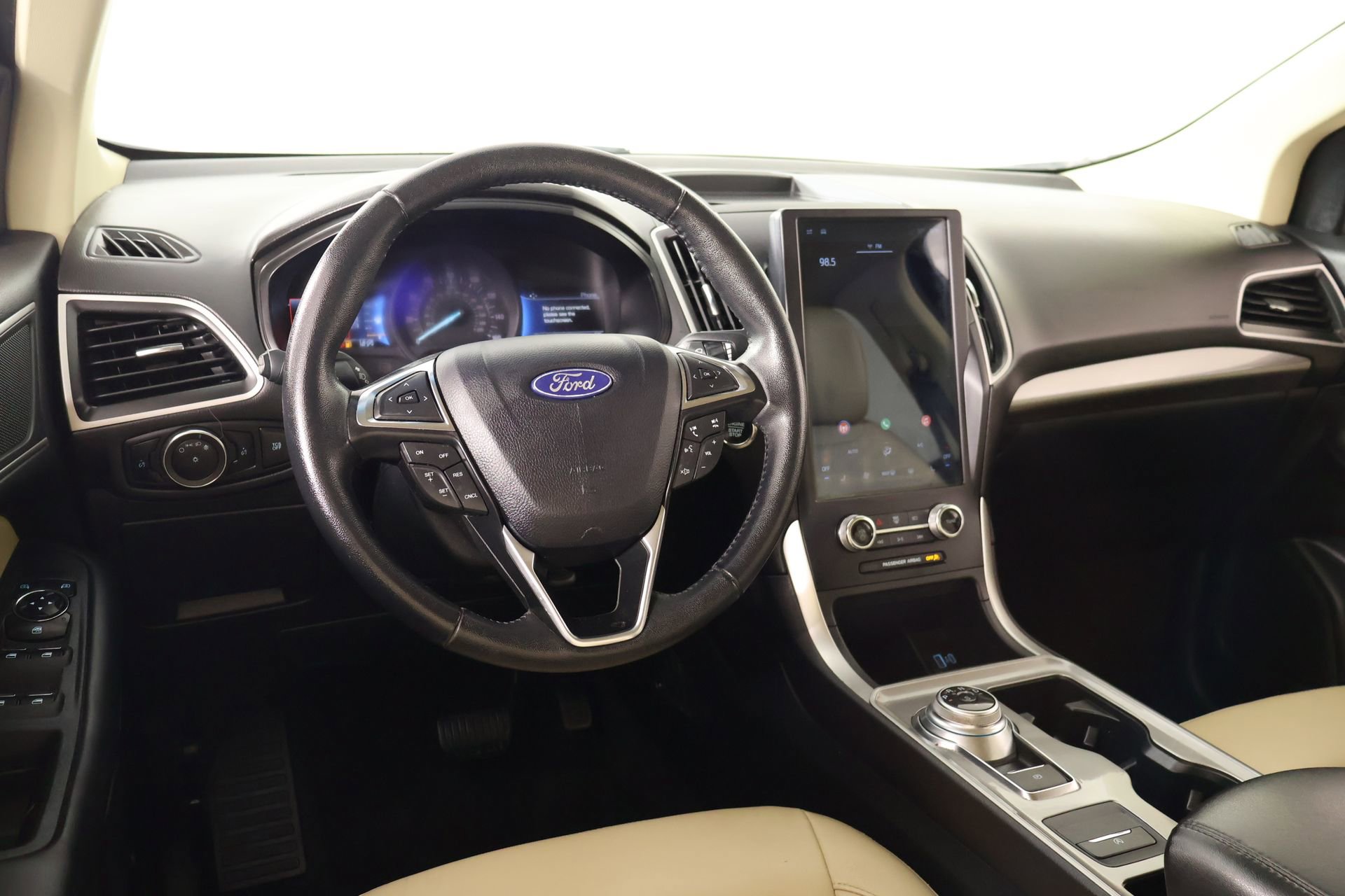 Used 2024 Ford Edge SEL AWD/4WD image 2