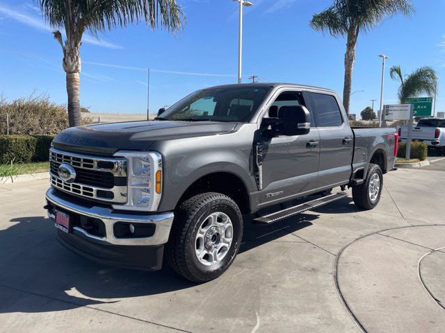 New 2026 Ford F250 XLT w/ FX4 Off-Road Package