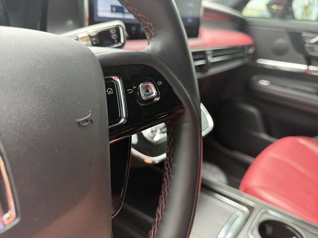 Used 2024 Lincoln Corsair Reserve FWD image 27