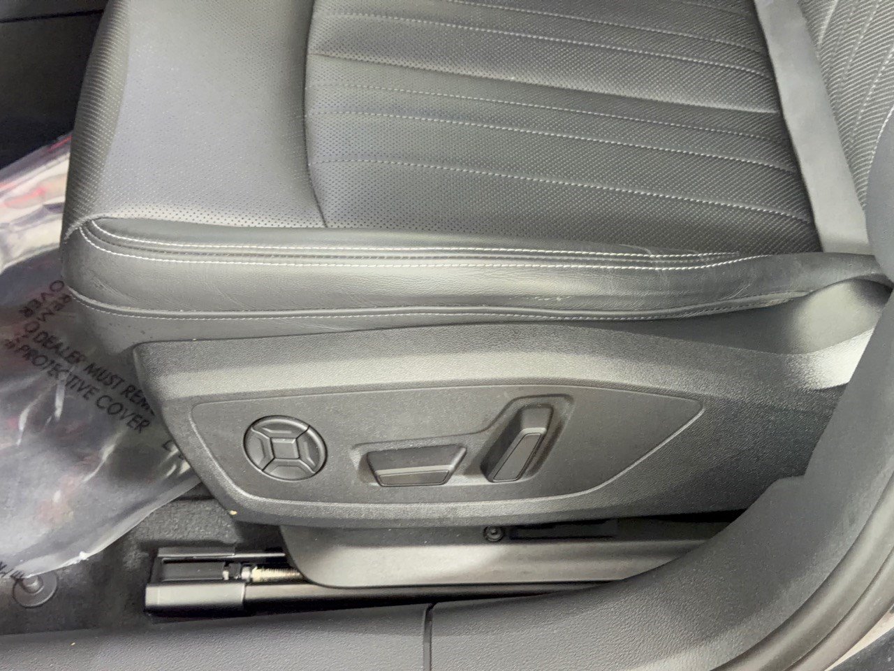 Used 2025 Audi A6 Premium Plus w/ Premium Plus Package AWD/4WD image 16