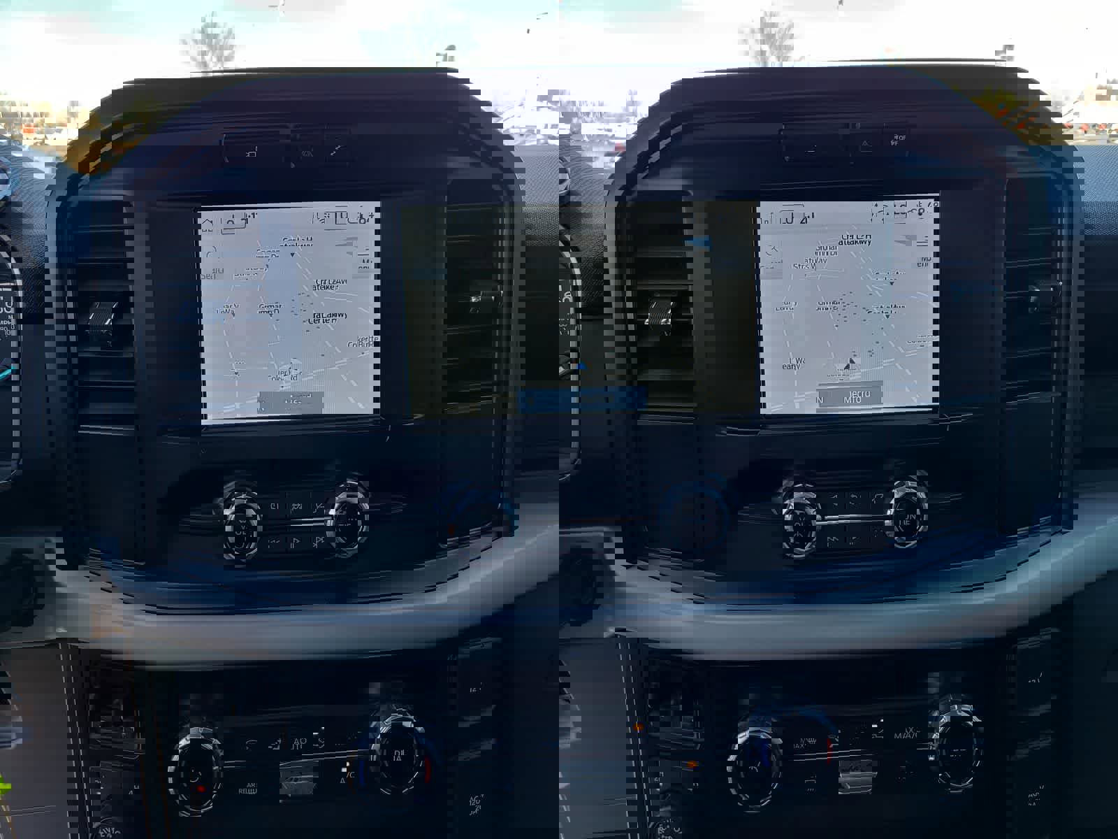 Used 2023 Ford F150 XL w/ Trailer Tow Package image 24