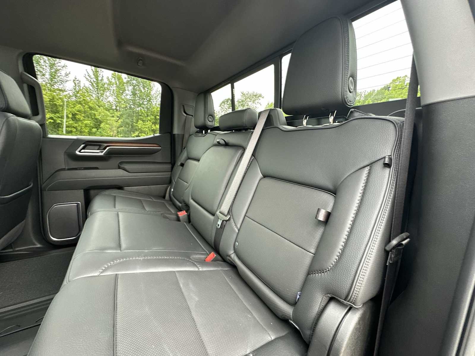 Certified 2025 GMC Sierra 1500 Denali w/ Denali Reserve Package AWD/4WD image 21