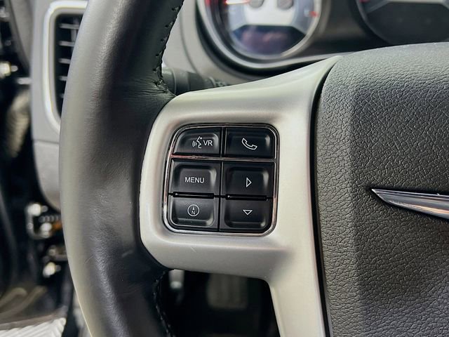 Used 2011 Chrysler 200 Limited image 13
