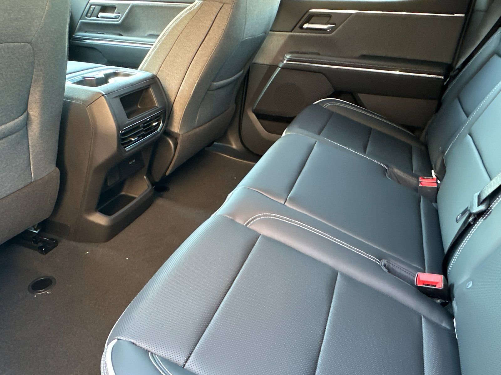 New 2026 GMC Sierra EV Elevation image 12