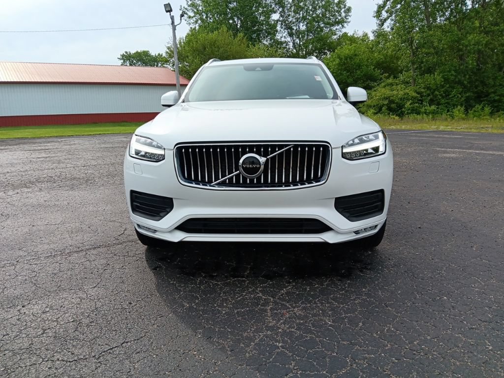 Used 2022 Volvo XC90 T5 Momentum AWD/4WD image 12
