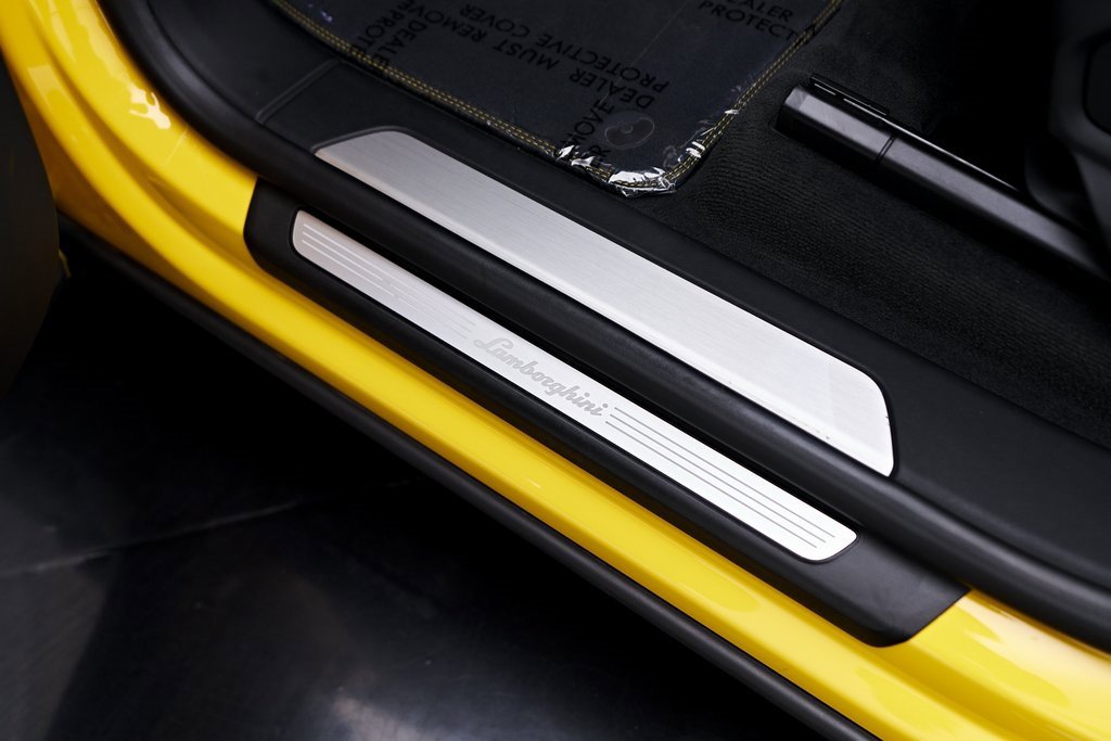 Used 2021 Lamborghini Urus image 40