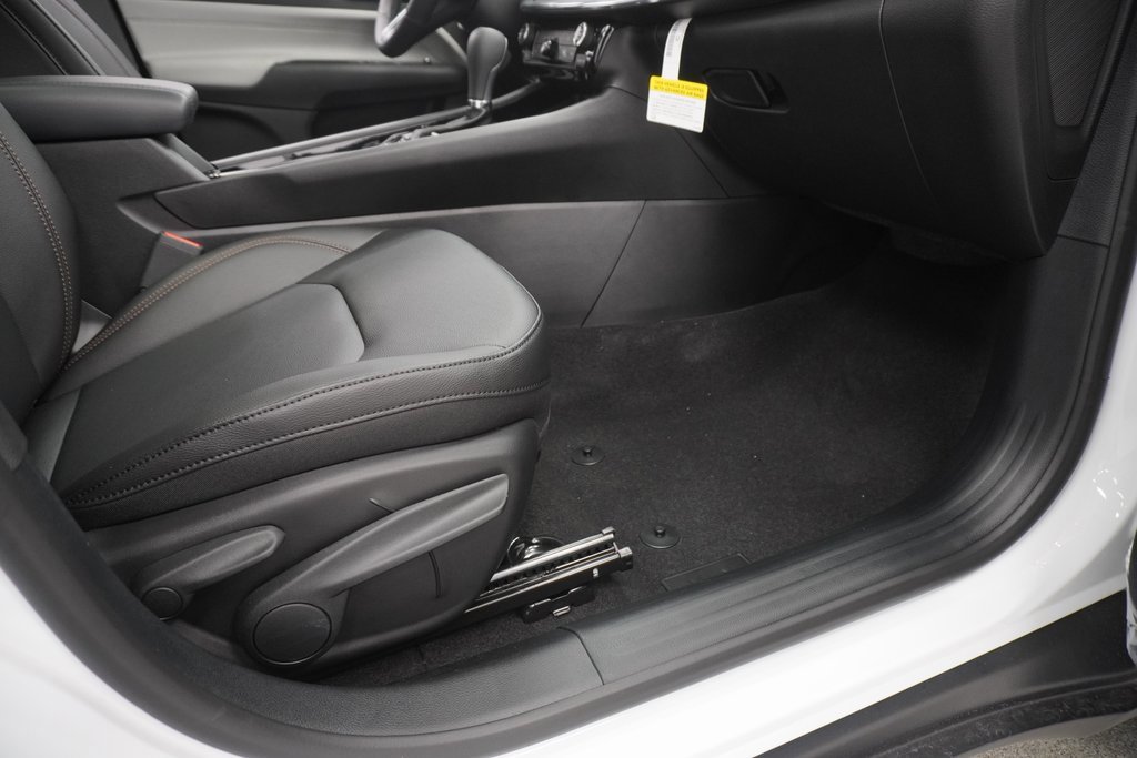 Certified 2024 Jeep Compass Limited w/ Sun and Sound Group image 46